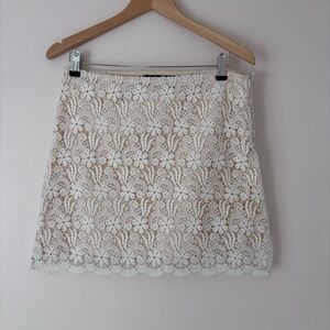 Zara White Floral Lace Mini Skirt (Size M)